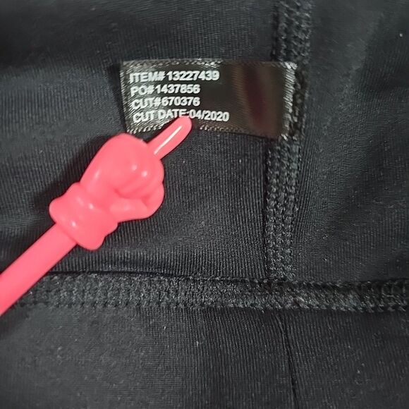 Torrid Active Sports Compression Bra Sz 2 Black Racerback Logo Detail Exercise - Picture 7 of 7